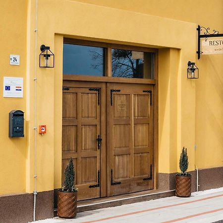 Hotel Pansion Mihica Dvori Babina Greda Exterior foto